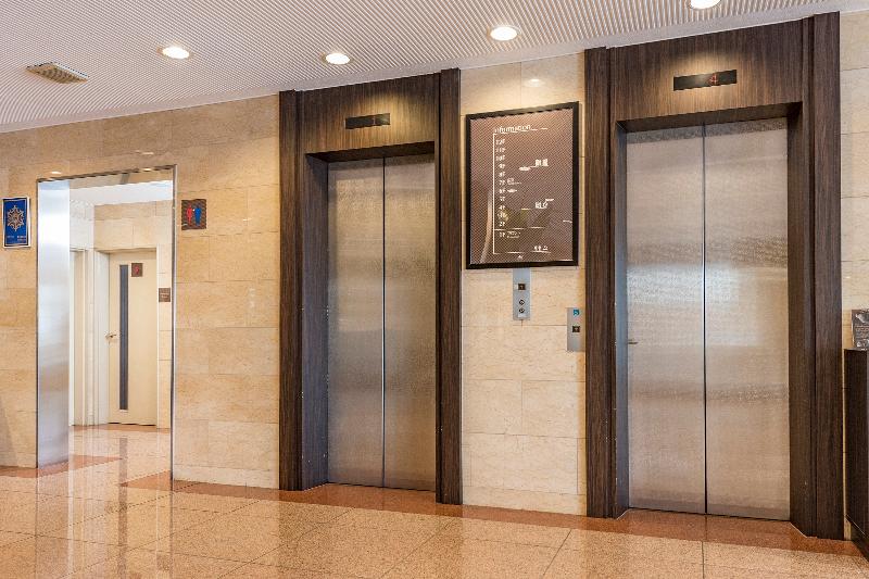 Отель Nishitetsu Inn Tenjin