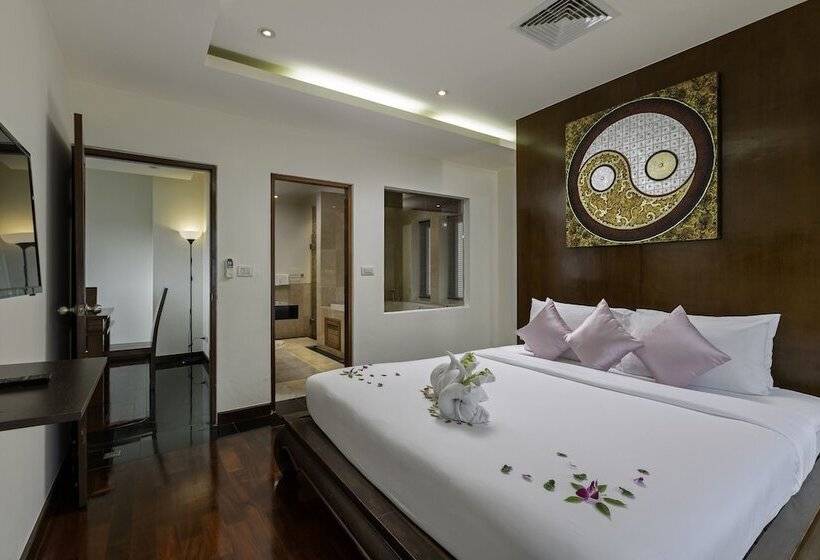 Отель Phunawa Resort Phuket Karon Beach   Sha Plus