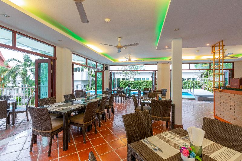 Отель Phunawa Resort Phuket Karon Beach   Sha Plus