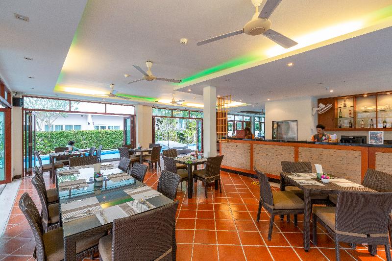 Отель Phunawa Resort Phuket Karon Beach   Sha Plus