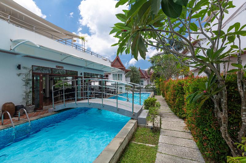 Отель Phunawa Resort Phuket Karon Beach   Sha Plus