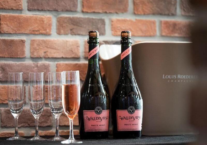 Premier Hotel Mojiko