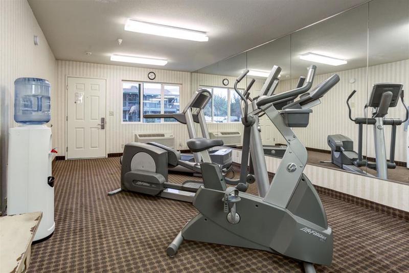 בית מלון כפרי Quality Inn Half Moon Bay Miramar Beach