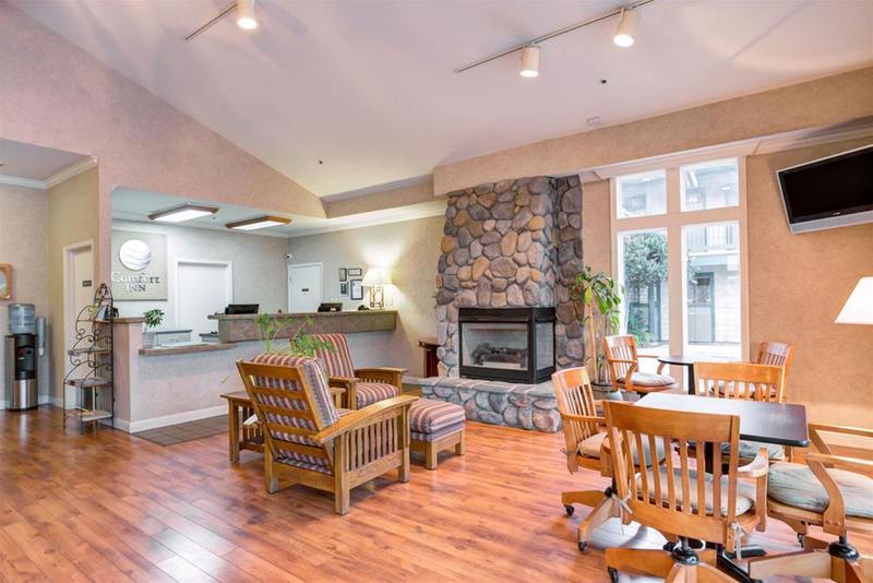 בית מלון כפרי Quality Inn Half Moon Bay Miramar Beach