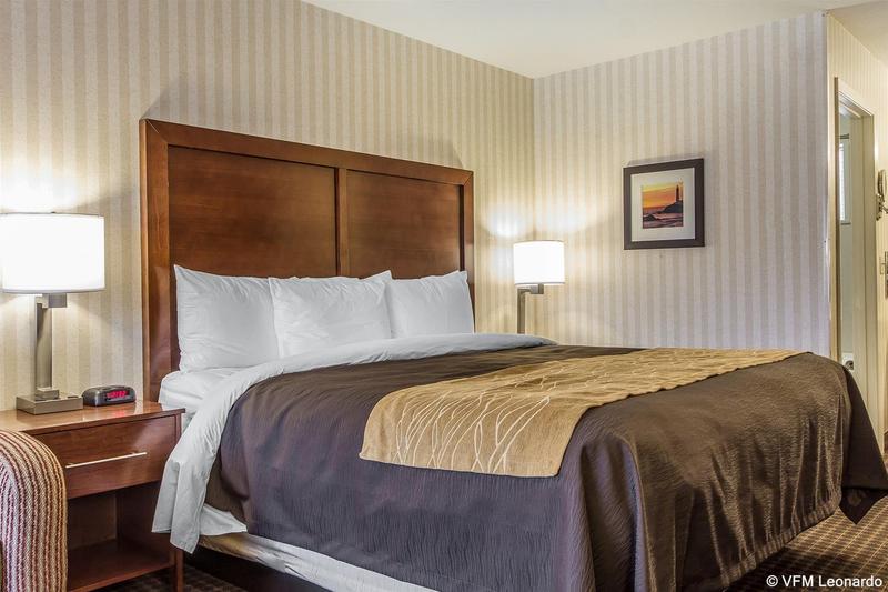 בית מלון כפרי Quality Inn Half Moon Bay Miramar Beach