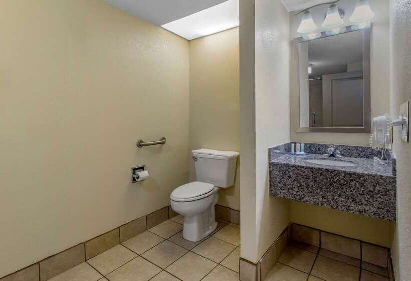 فندق Quality Inn I81 Exit 23