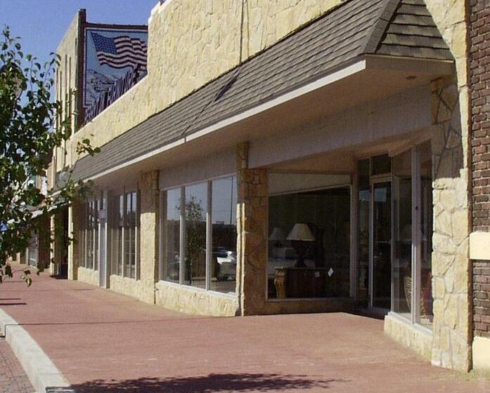 Отель Quality Inn