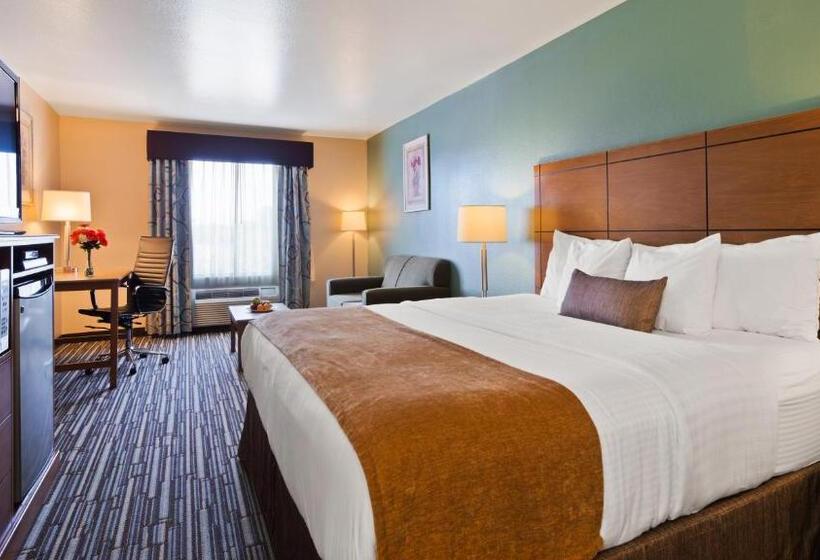 Отель Quality Inn