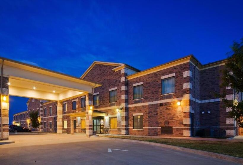 Отель Quality Inn