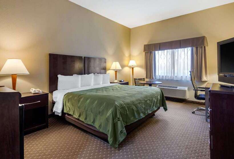 호텔 Quality Inn