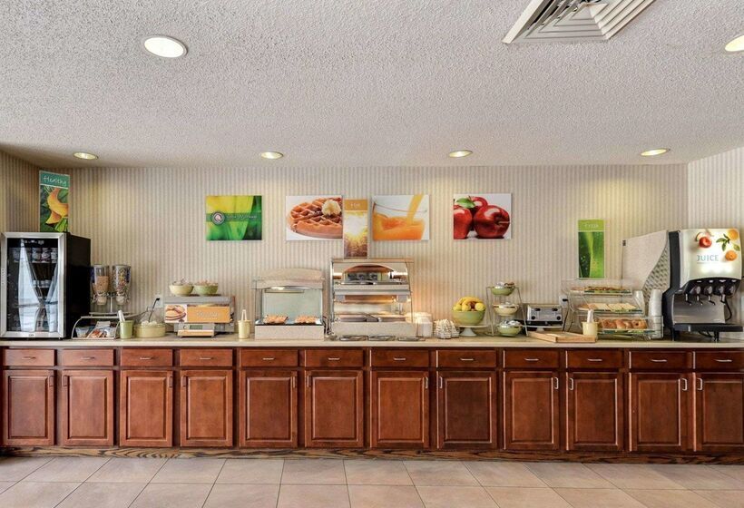 فندق Quality Inn Spring Mills  Martinsburg North