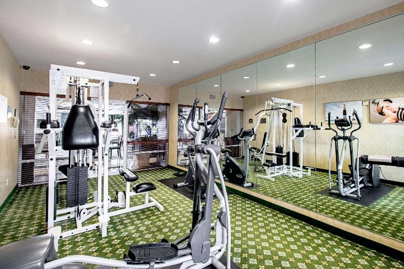 酒店 Quality Inn & Suites