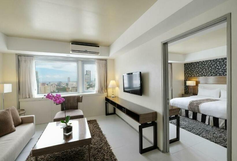 Quest Hotel & Conference Center Cebu