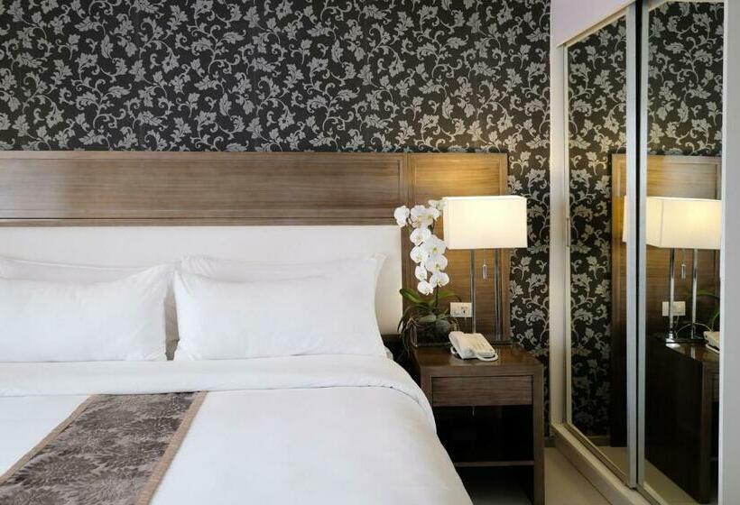 Quest Hotel & Conference Center Cebu