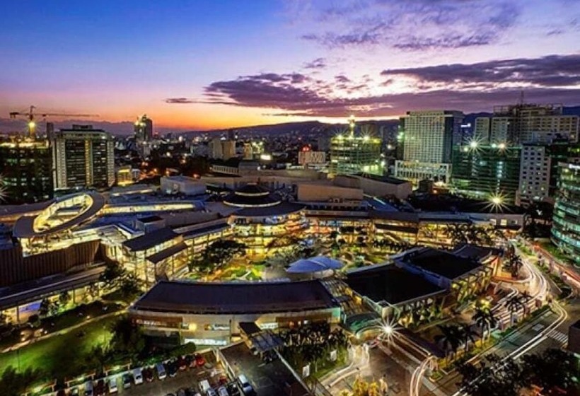 Quest Hotel & Conference Center Cebu