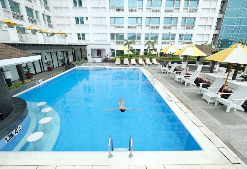 Quest Hotel & Conference Center Cebu