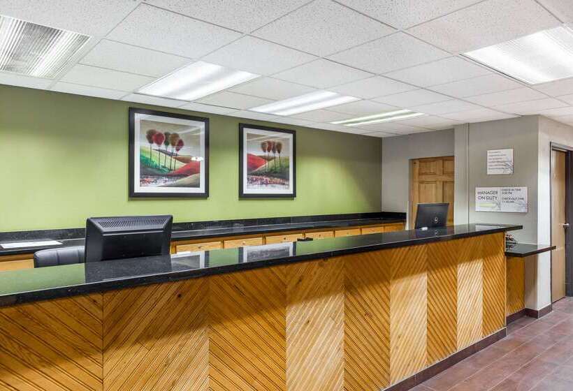 فندق Ramada By Wyndham Platte City Kci Airport