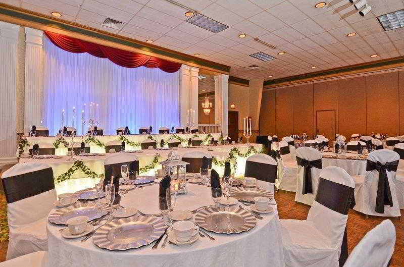 בית מלון כפרי Red Roof Inn & Suites Hazleton