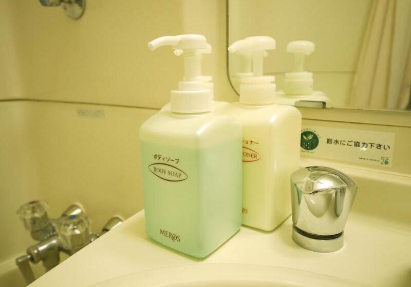 ホテル Route Inn Yokohama Bashamichi