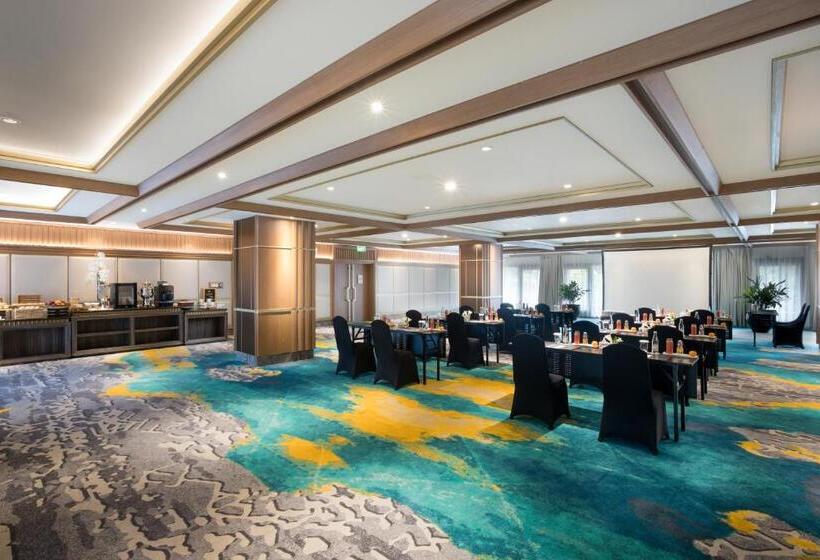 호텔 Royal Ambarrukmo Yogyakarta