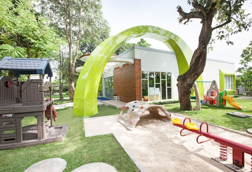 호텔 Royal Ambarrukmo Yogyakarta