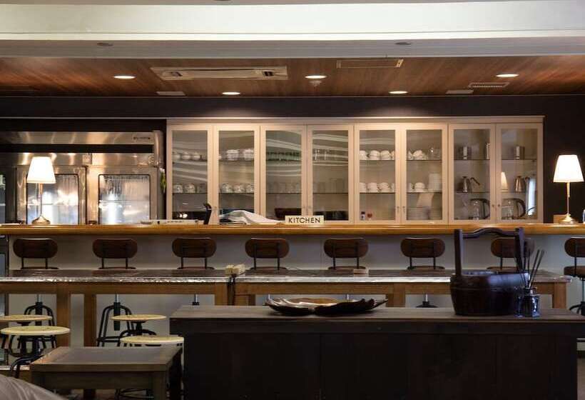 فندق Shirahamakan