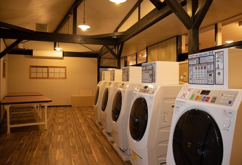 فندق Shirahamakan