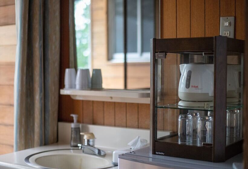 فندق Shirahamakan