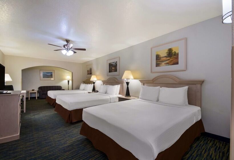 Surestay Hotel By Best Western Falfurrias