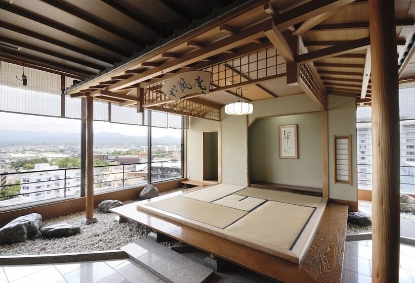 فندق Takuboku Tei