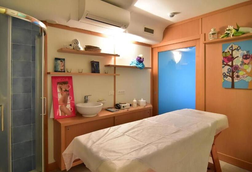 فندق Oriente Suites E Spa