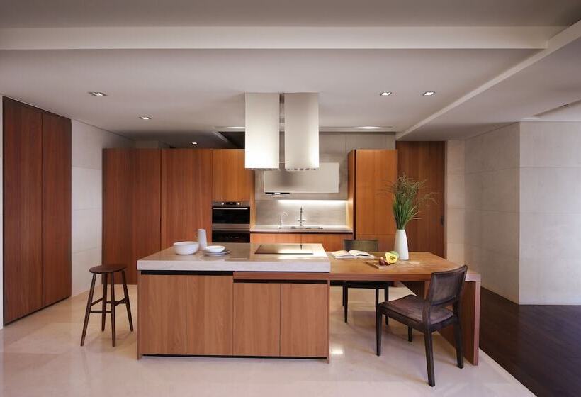 ホテル The Classic 500 Pentaz Executive Residence