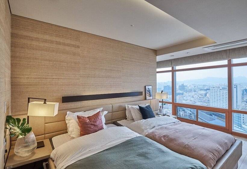 ホテル The Classic 500 Pentaz Executive Residence