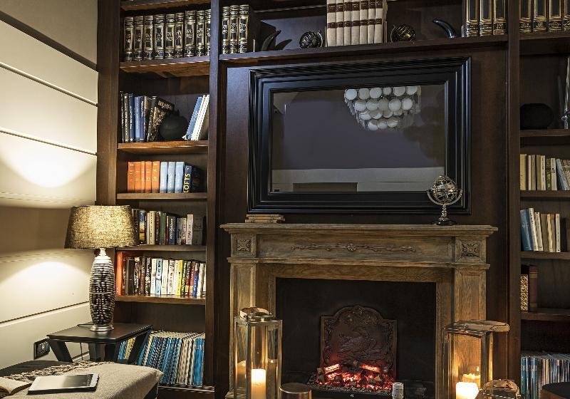 Отель The Independent