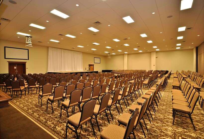 Montcler Hotel & Conference Center, Trademark By Wyndham