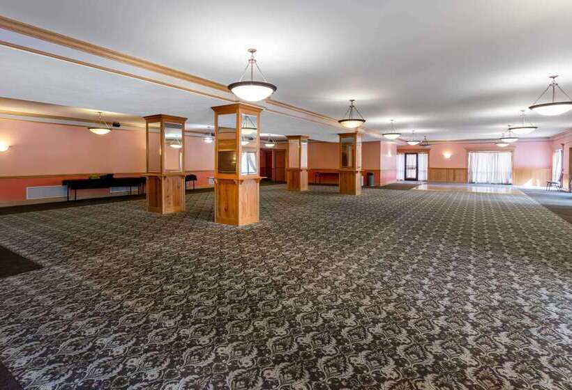 Montcler Hotel & Conference Center, Trademark By Wyndham