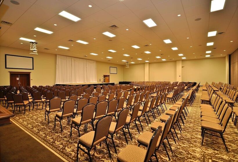 Montcler Hotel & Conference Center, Trademark By Wyndham