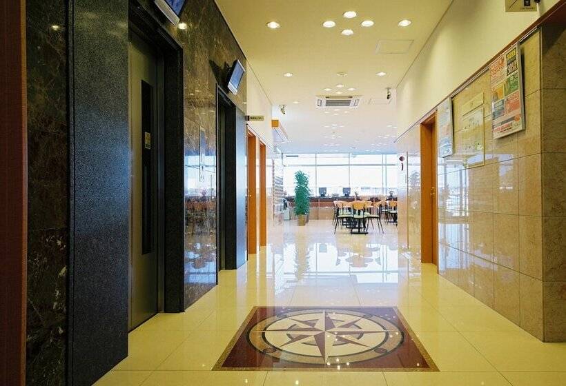 בית מלון כפרי Toyoko Inn Higashi-hiroshima Ekimae