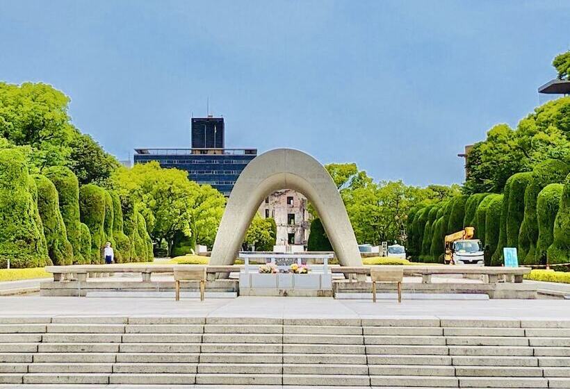 Отель Toyoko Inn Hiroshima Ekimae Ohashi Minami