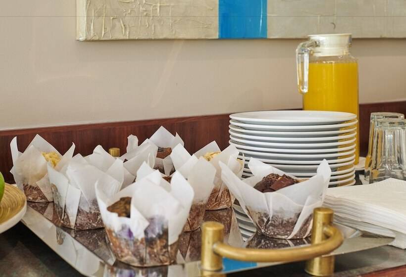 فندق Waves  Byron Bay