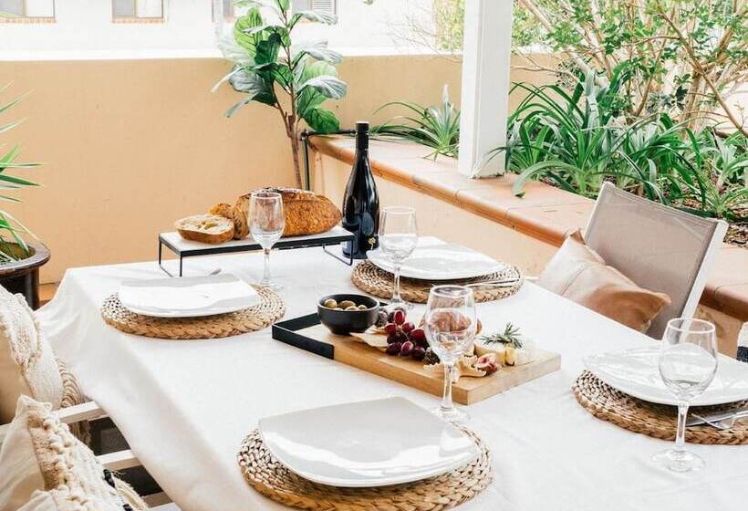 فندق Waves  Byron Bay