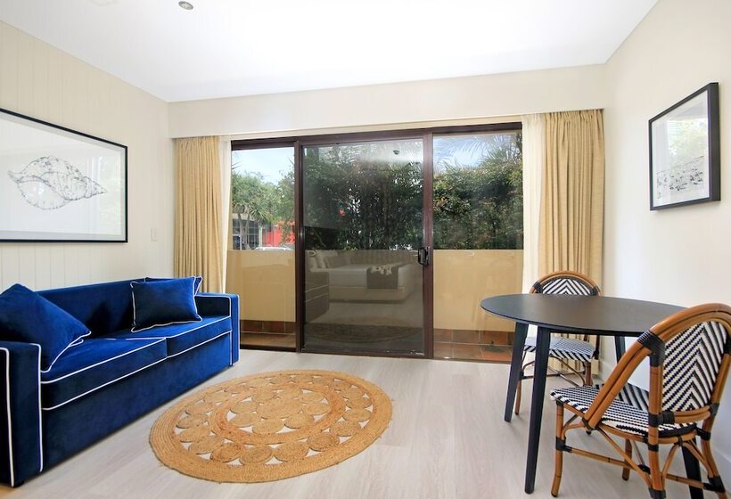 فندق Waves  Byron Bay