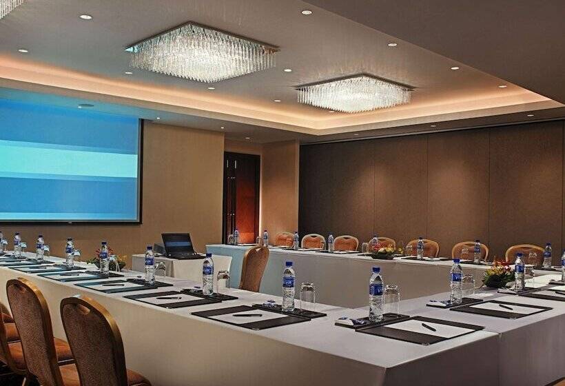 Joy Nostalg Hotel & Suites Manila Managed By Accorhotels