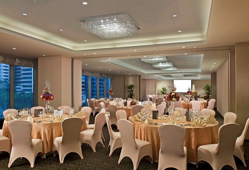 Joy Nostalg Hotel & Suites Manila Managed By Accorhotels