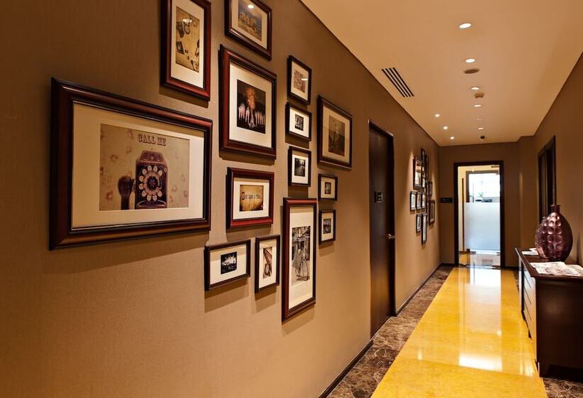 Joy Nostalg Hotel & Suites Manila Managed By Accorhotels