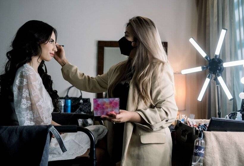 Joy Nostalg Hotel & Suites Manila Managed By Accorhotels