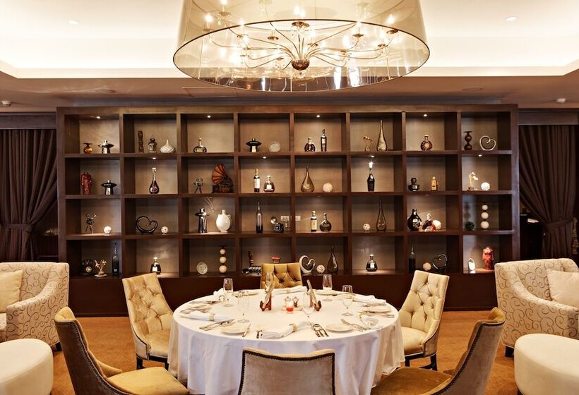 Joy Nostalg Hotel & Suites Manila Managed By Accorhotels