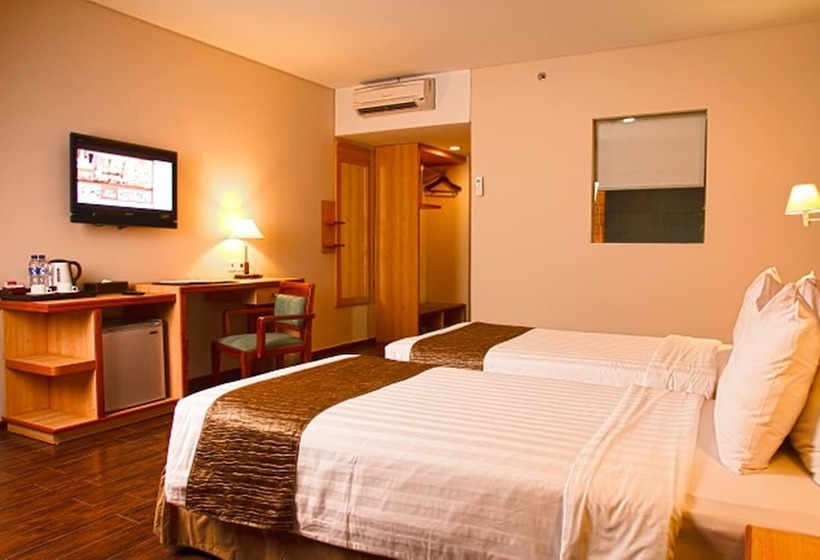 Merapi Merbabu Hotel Yogyakarta Powered By Archipelago