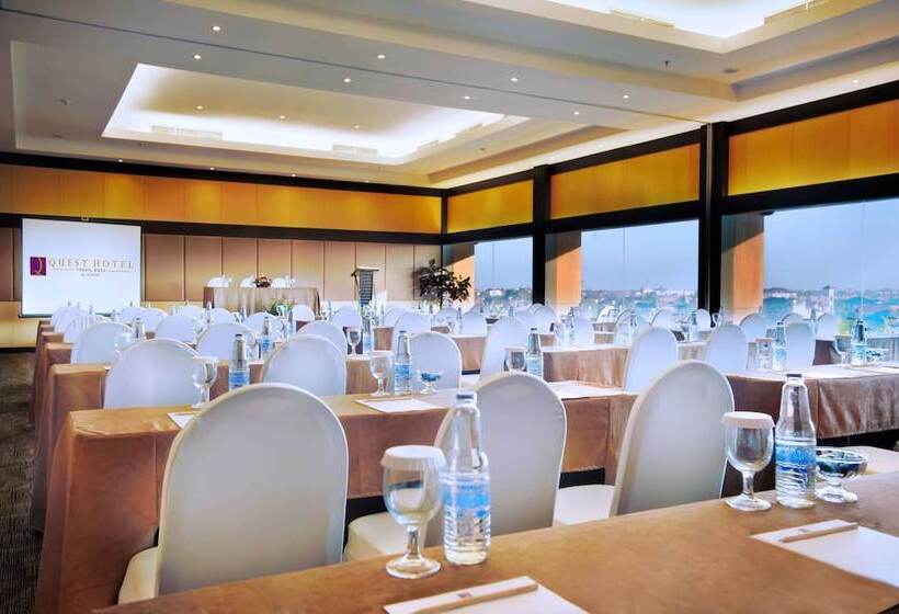 Quest Hotel Kuta By Aston