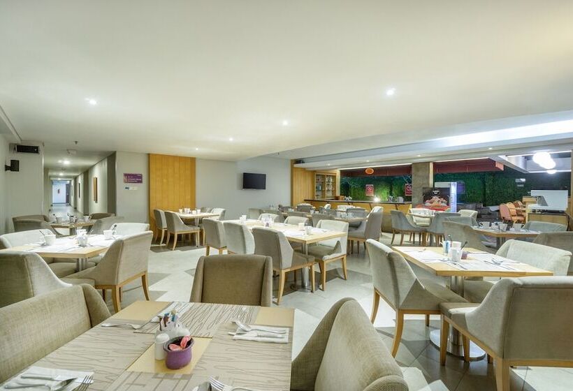 Quest Hotel Kuta By Aston